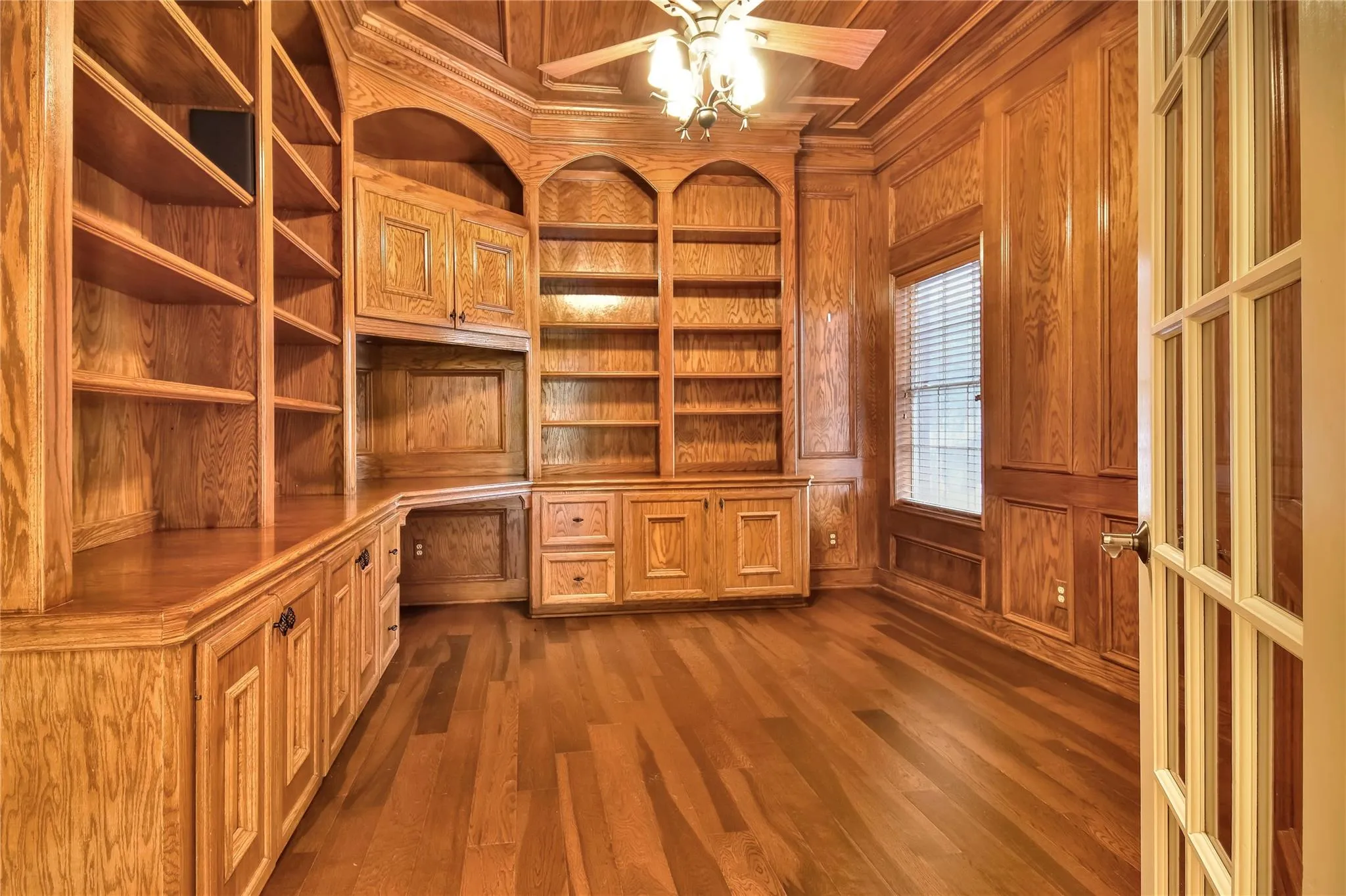 8519 Split Branch Lane